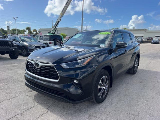 2022 Toyota Highlander AWD 📍𝓑𝓻𝓸𝔀𝓪𝓻𝓭 𝓒𝓸𝓾𝓷𝓽𝔂📍