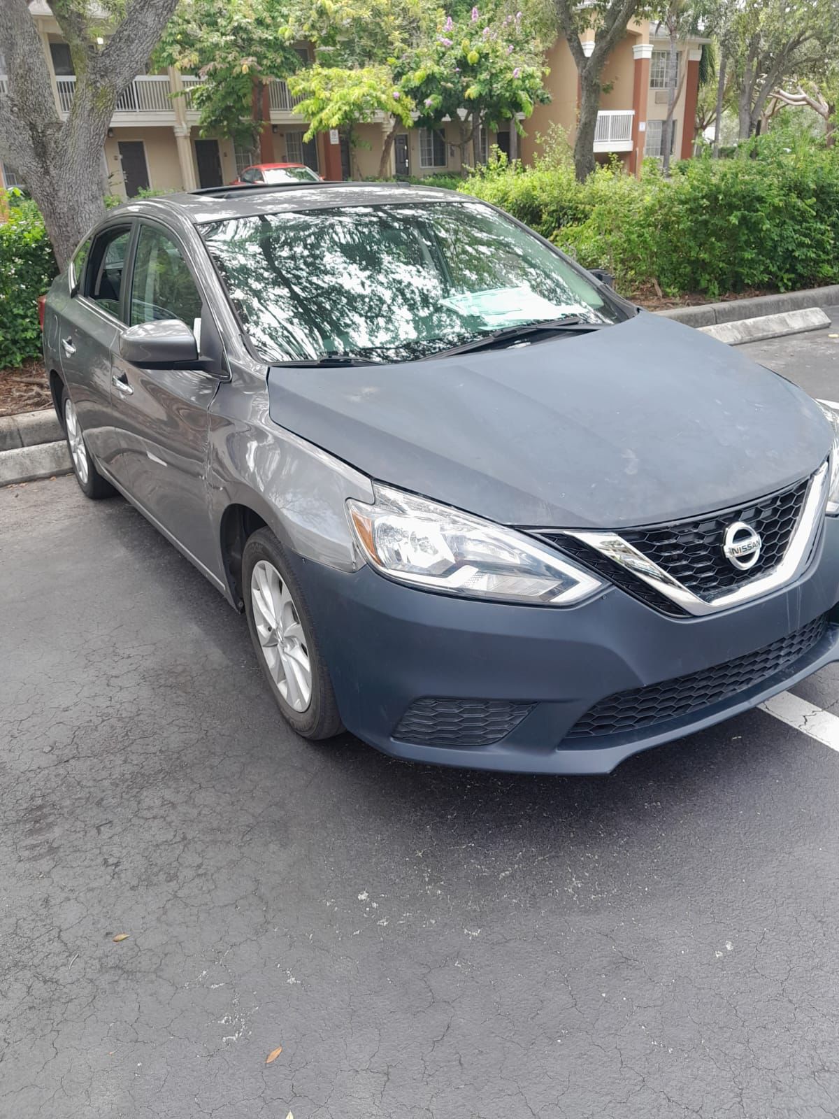 Nissan Sentra 2018         📍𝓑𝓻𝓸𝔀𝓪𝓻𝓭 𝓒𝓸𝓾𝓷𝓽𝔂📍 - HotDealsss LLC