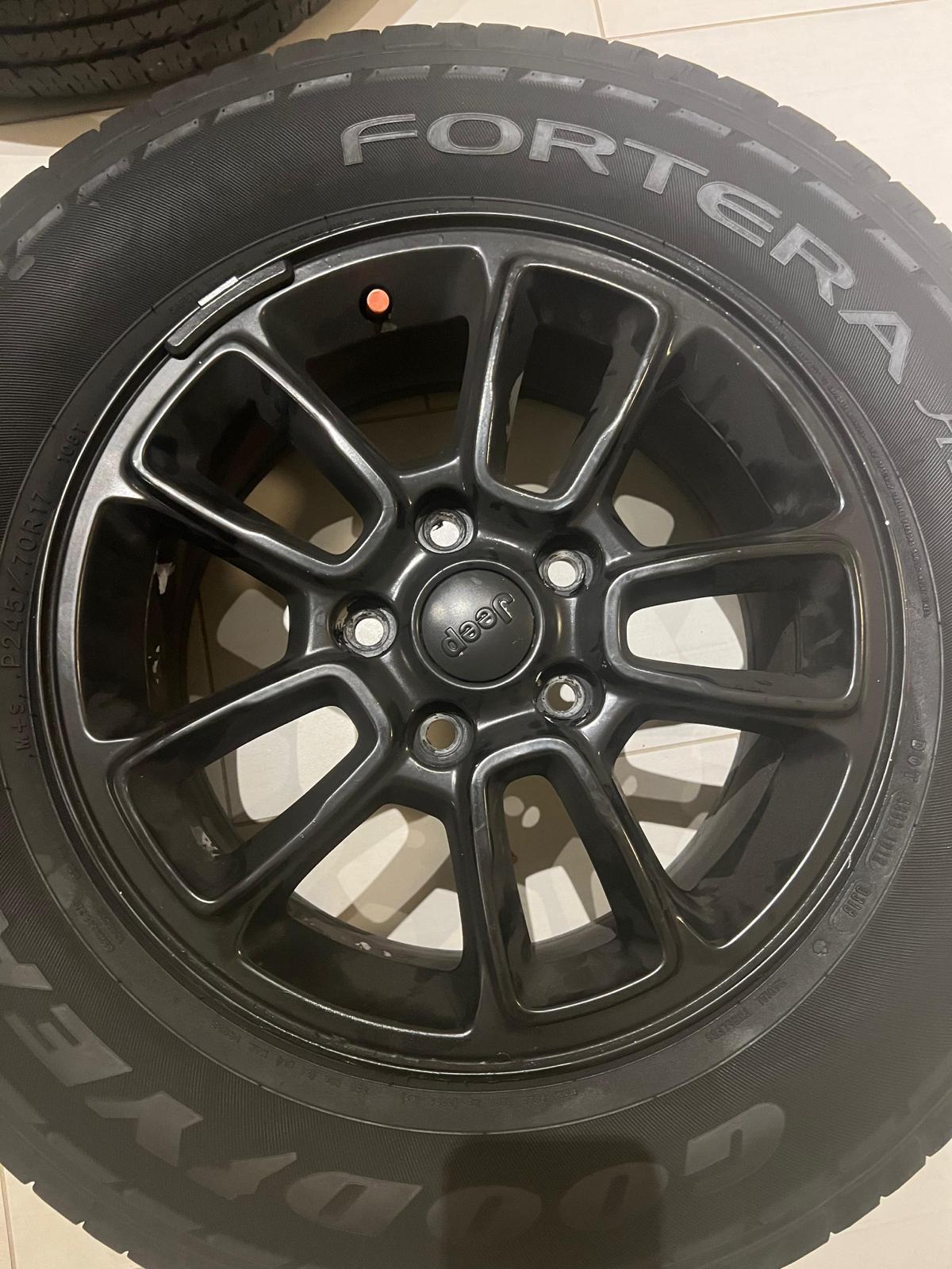 Jeep Grand Cherockee Rims  📍𝓑𝓻𝓸𝔀𝓪𝓻𝓭 𝓒𝓸𝓾𝓷𝓽𝔂📍 - HotDealsss LLC